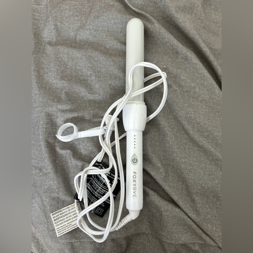 FoxyBae Curling Wand